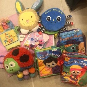 Bundle of 10 soft books (found 2more after photos)